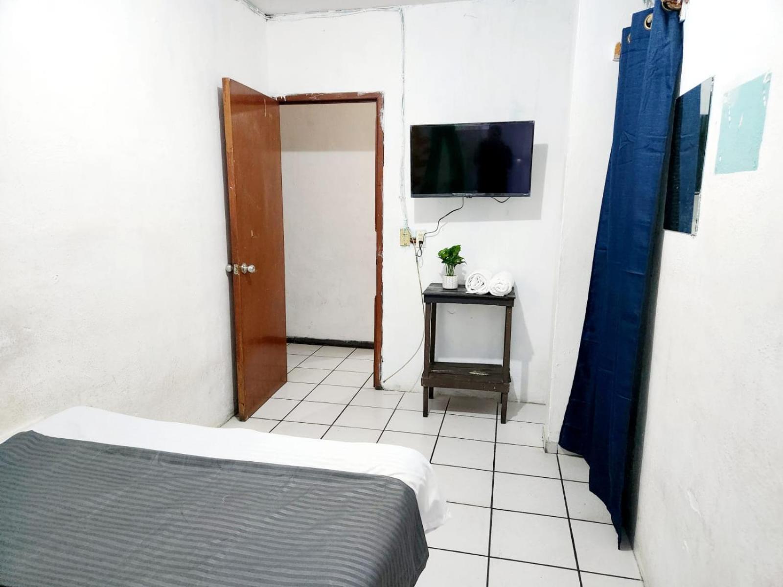 Hotel El Mexicano Tepic Centro Екстер'єр фото